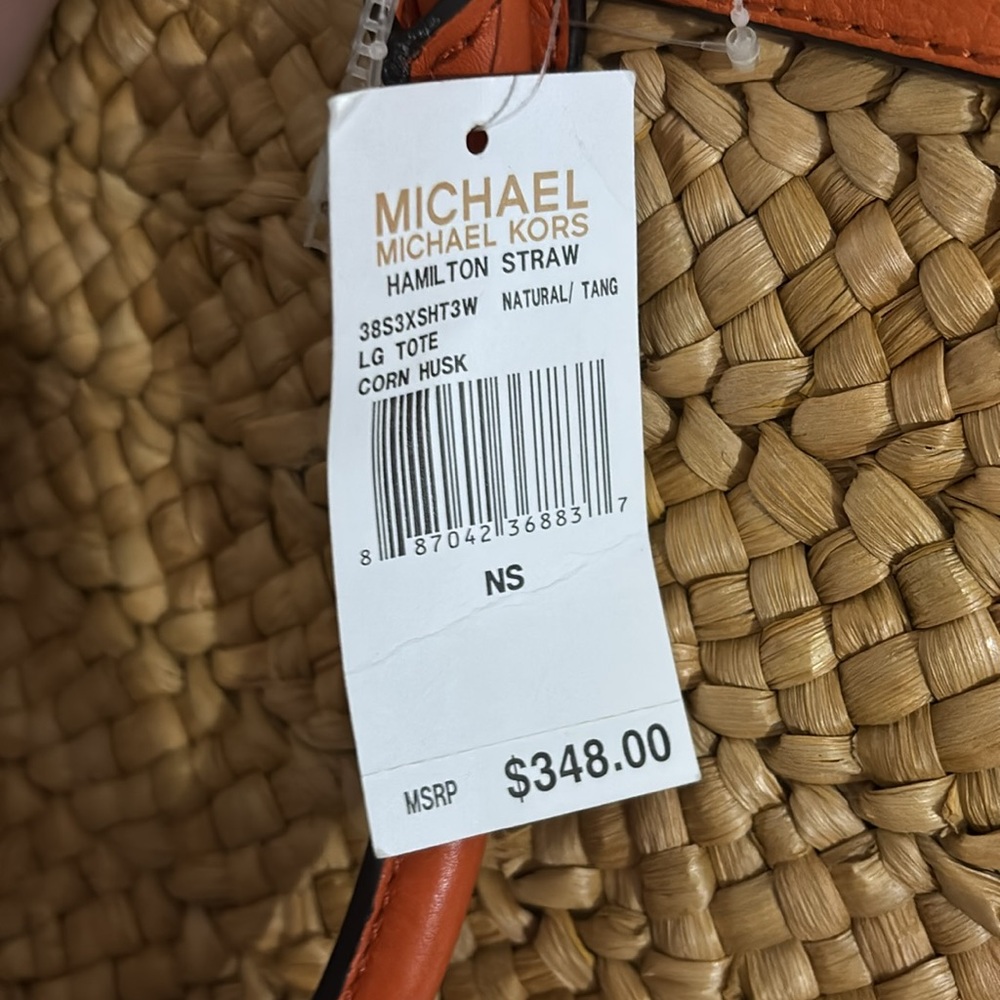 Perfect for Summer: Michael Kors Hamilton Straw XL Tote - Picture 3 of 4